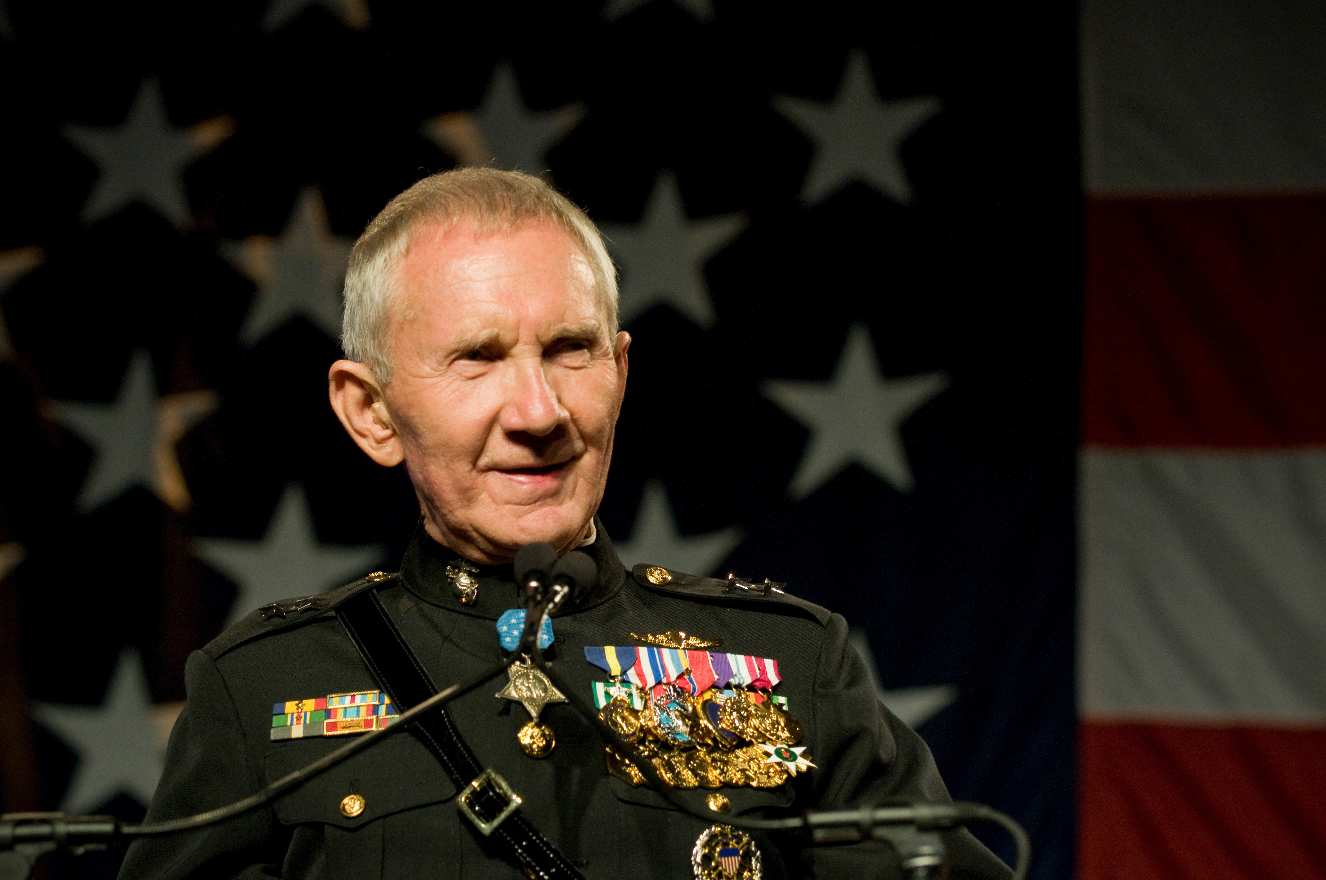 James Everette Livingston Vietnam War U S Marine Corps Medal Of Honor Recipient